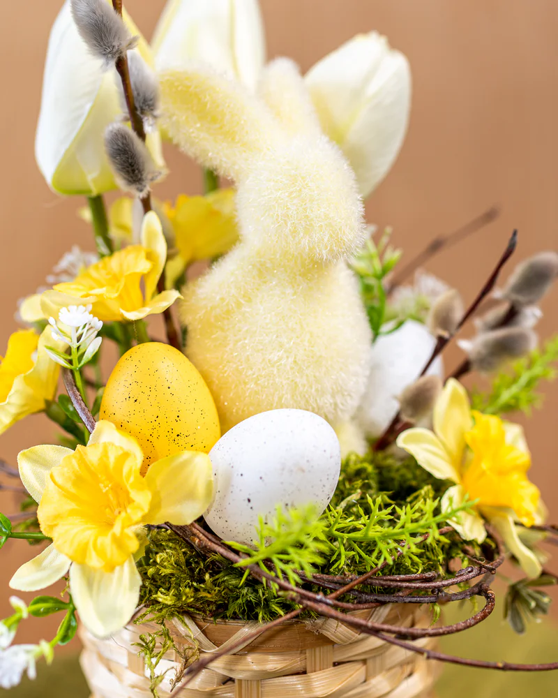 Galda dekorācijas Lieldienām